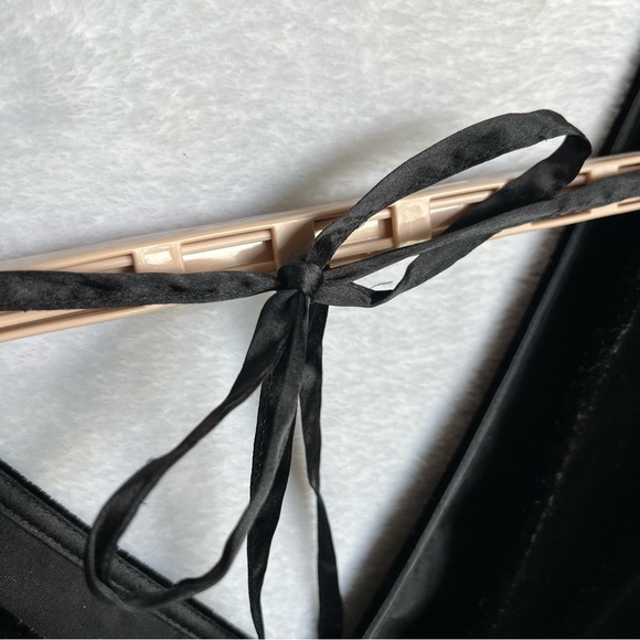 Free People Ivy Velvet Mini Dress Sz XS Babydoll Black Witchy Goth Emo READ - Picture 6 of 14